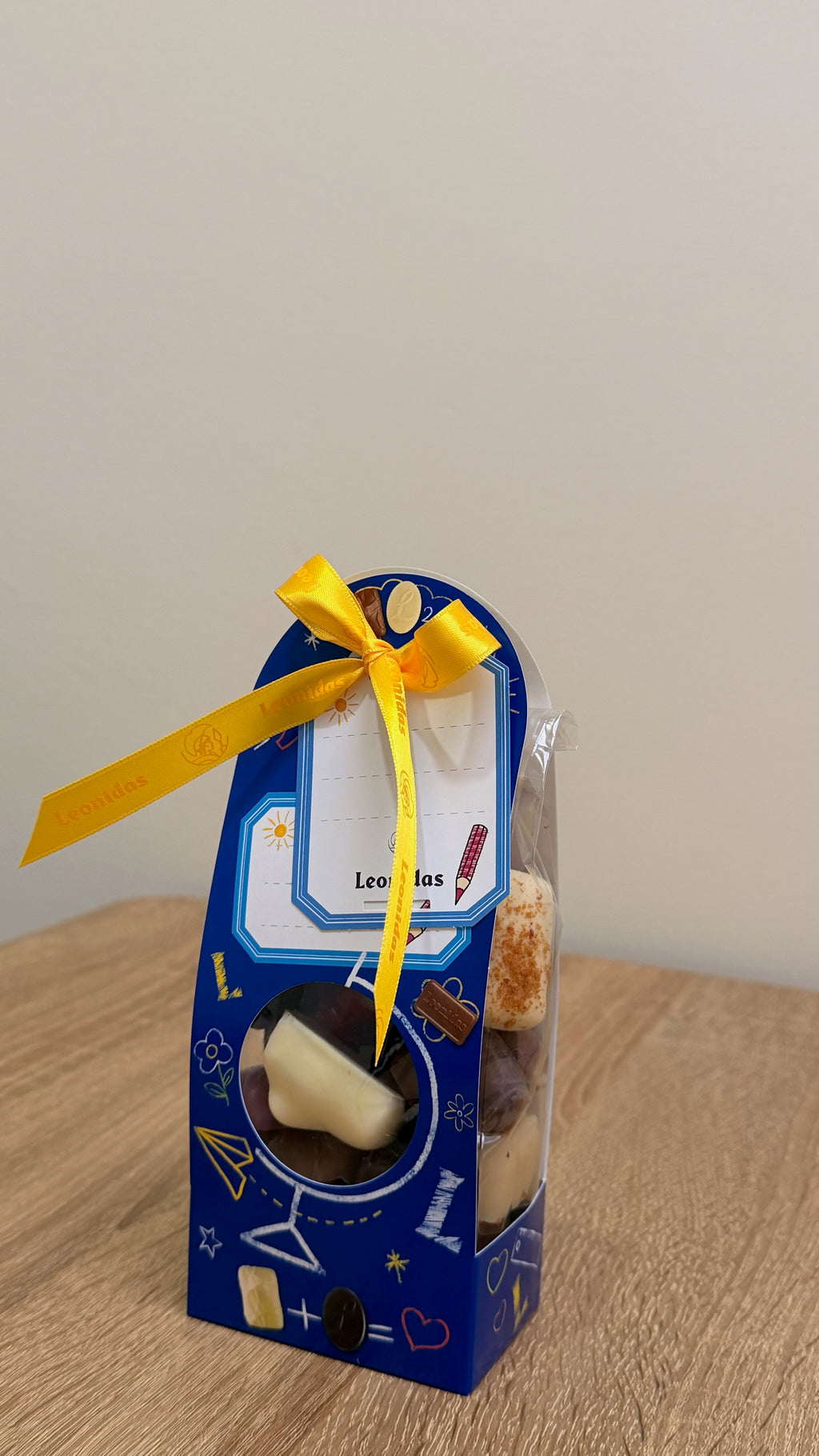 Blauwe small pakket € 13,50 300 gram BETAAL NU € 7,00 EN HET RESTERENDE BEDRAG CONTANT BIJ AFHAAL