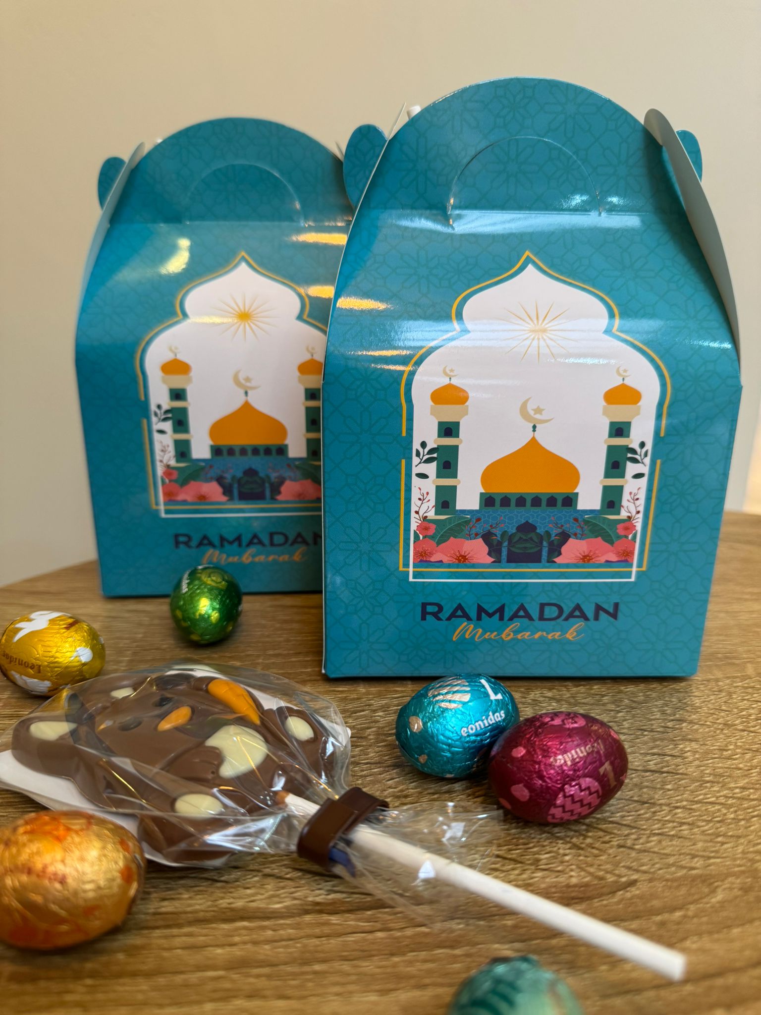 Maak Ramadan extra speciaal met onze Kleurrijke Kids Ramadan Box 🎁🌙