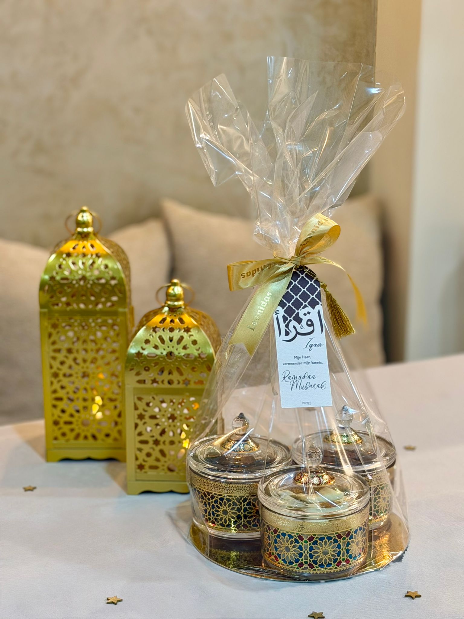 Ramadan Mubarak Cadeaupakket – Arabesk Praline Trio (610g Leonidas) €45,95